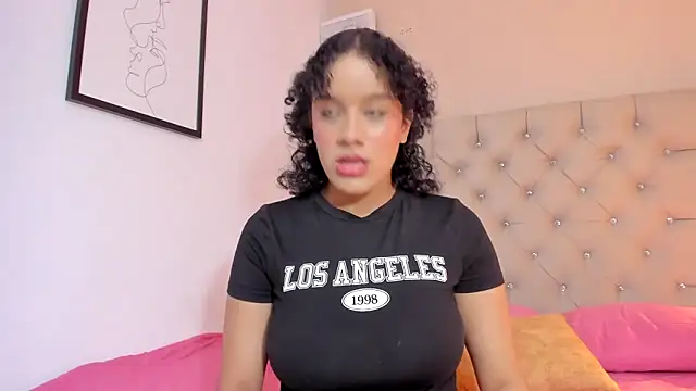 Snapshot of vanesasexyhot21 chatting on 29, 11, 2025 vanesasexyhot21 online show from 29, 11, 2025