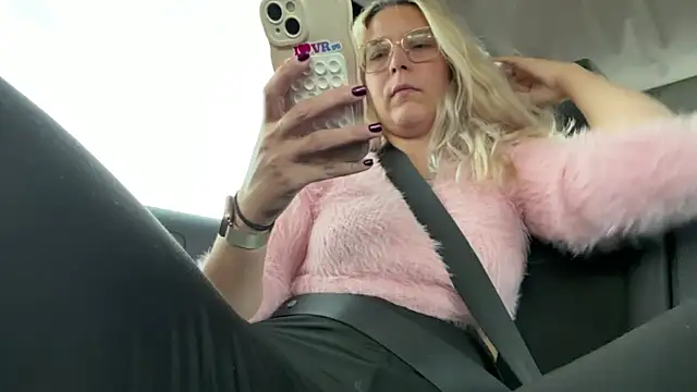 EmyLana online show from 29, 10, 2025