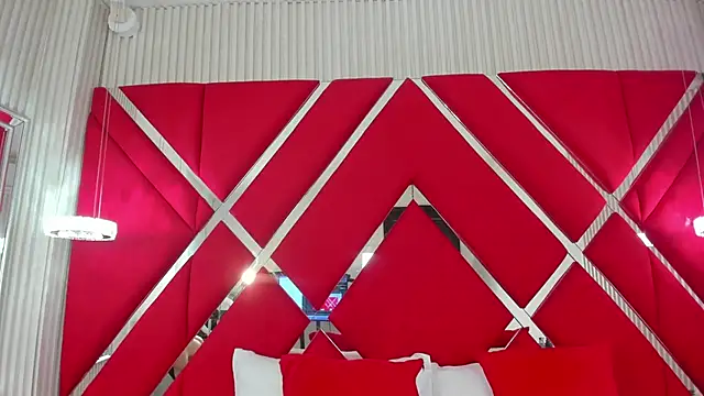 Snapshot of SusanCouper chatting on 11, 2, 2026 SusanCouper online show from 11, 2, 2026