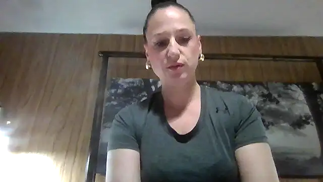 Snapshot of Audrey_hotty chatting on 9, 9, 2025 Audrey hotty online show from 9, 9, 2025