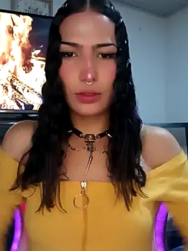 Snapshot of Lanna_hott_ chatting on 28, 9, 2025 Lanna hott  online show from 28, 9, 2025