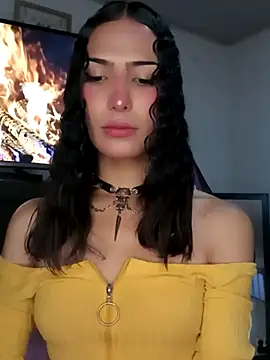 Snapshot of Lanna_hott_ chatting on 5, 10, 2025 Lanna hott  online show from 5, 10, 2025