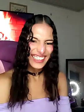 Snapshot of Lanna_hott_ chatting on 19, 10, 2025 Lanna hott  online show from 19, 10, 2025
