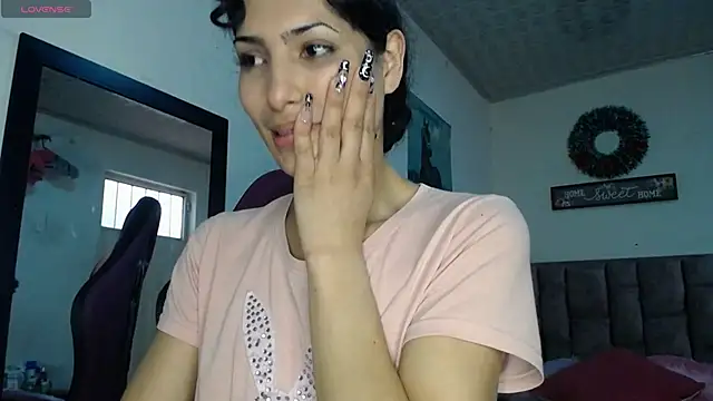 Snapshot of Lanna_hott_ chatting on 5, 3, 2026 Lanna hott online show from 5, 3, 2026