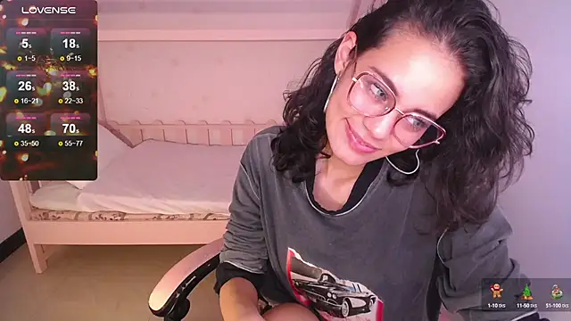 Snapshot of Tyna_ch chatting on 11, 12, 2024 Tyna ch online show from 11, 12, 2024