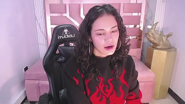 Snapshot of Tyna_ch chatting on 21, 12, 2024 Tyna ch online show from 21, 12, 2024