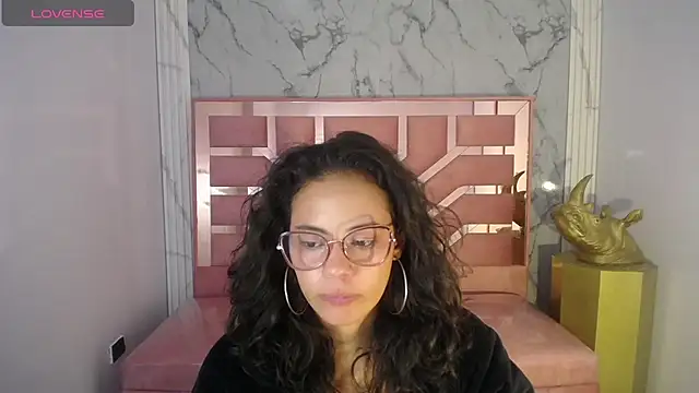 Snapshot of Tyna_ch chatting on 15, 1, 2025 Tyna ch online show from 15, 1, 2025
