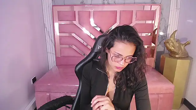 Snapshot of Tyna_ch chatting on 23, 1, 2025 Tyna ch online show from 23, 1, 2025