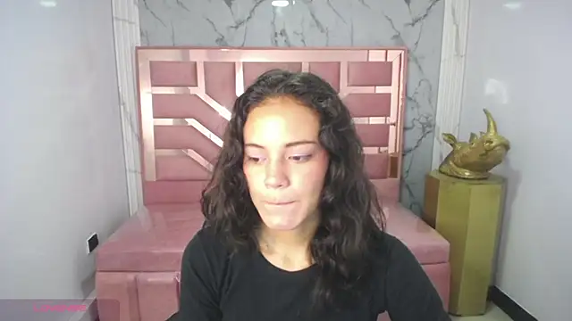 Snapshot of Tyna_ch chatting on 12, 3, 2025 Tyna ch online show from 12, 3, 2025