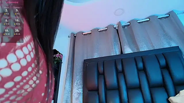 Snapshot of SaraRoy_ chatting on 13, 5, 2026 SaraRoy online show from 13, 5, 2026