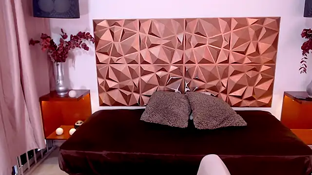 AitanaEvans online show from 3, 2, 2025