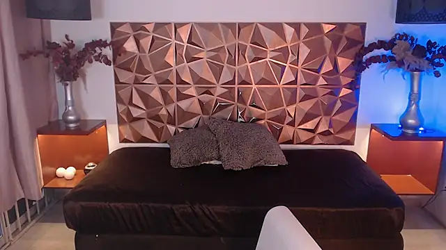 AitanaEvans online show from 24, 2, 2025