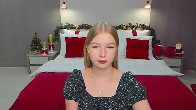 Snapshot of shy__lady chatting on 9, 12, 2024 shy lady online show from 9, 12, 2024