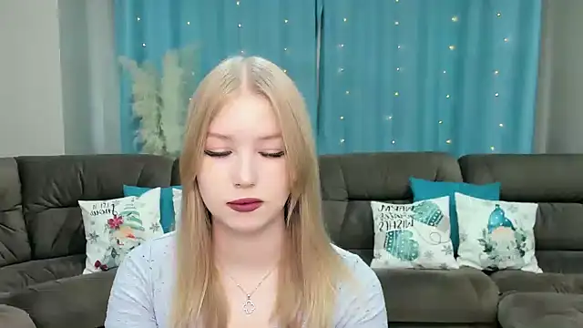 Snapshot of shy__lady chatting on 11, 1, 2025 shy lady online show from 11, 1, 2025