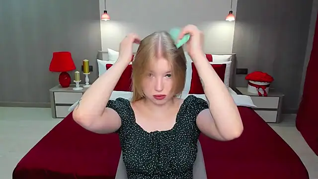 Snapshot of shy__lady chatting on 24, 1, 2025 shy lady online show from 24, 1, 2025