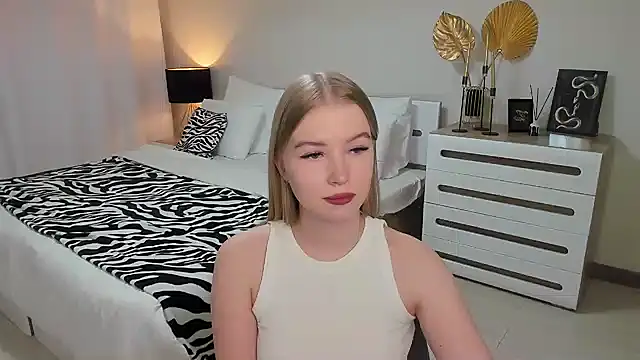 Snapshot of shy__lady chatting on 27, 1, 2025 shy lady online show from 27, 1, 2025