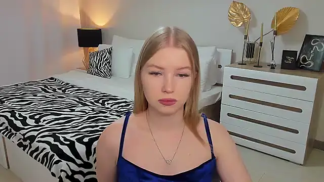 Snapshot of shy__lady chatting on 22, 2, 2025 shy lady online show from 22, 2, 2025