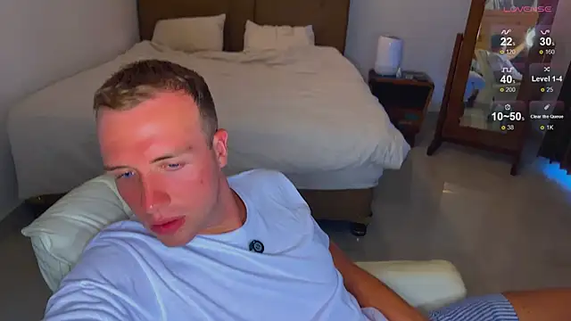 Snapshot of tommy_cumfinger chatting on 14, 9, 2025 tommy cumfinger online show from 14, 9, 2025