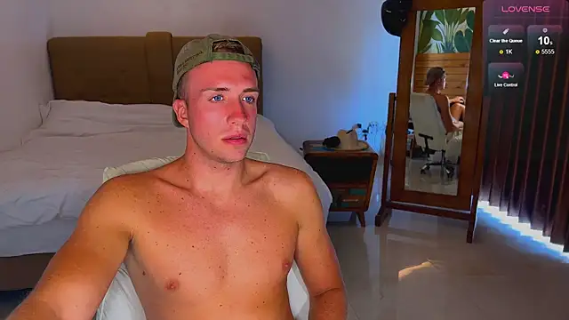 tommy cumfinger online show from 12, 11, 2025