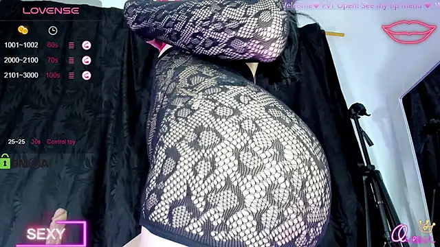 VyxenXBig cock online show from 30, 3, 2026