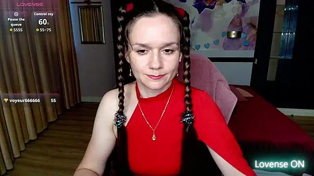 Snapshot of AriaGray chatting on 9, 7, 2026 AriaGray online show from 9, 7, 2026