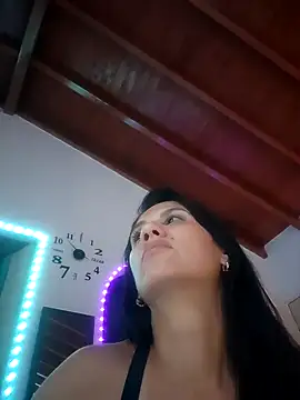 AbbyBaker222 online show from 17, 12, 2025