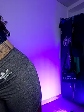 Snapshot of Aria_Bennett21 chatting on 26, 3, 2026 Aria Bennett21 online show from 26, 3, 2026