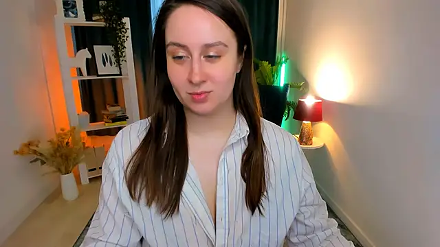 Snapshot of Lattea chatting on 10, 5, 2026 Lattea online show from 10, 5, 2026