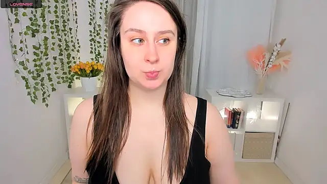 Snapshot of Lattea chatting on 29, 5, 2026 Lattea online show from 29, 5, 2026