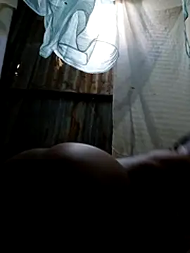 Snapshot of petitebaby001 chatting on 14, 2, 2026 petitebaby001 online show from 14, 2, 2026