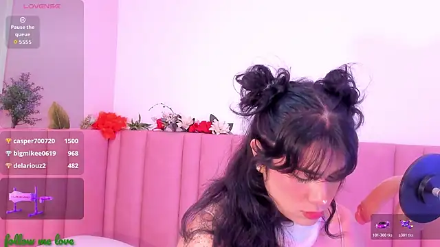 zyle boobs online show from 31, 10, 2025