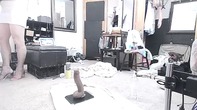 Snapshot of sissytrapdolly24 chatting on 1, 2, 2025 sissytrapdolly24 online show from 1, 2, 2025