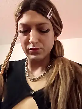 Snapshot of sissytrapdolly24 chatting on 4, 10, 2025 sissytrapdolly24 online show from 4, 10, 2025