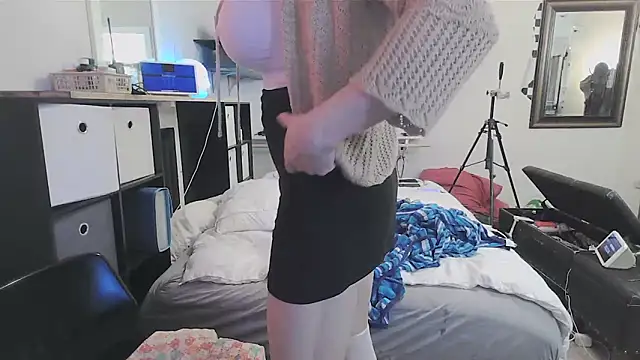 Snapshot of sissytrapdolly24 chatting on 27, 10, 2025 sissytrapdolly24 online show from 27, 10, 2025