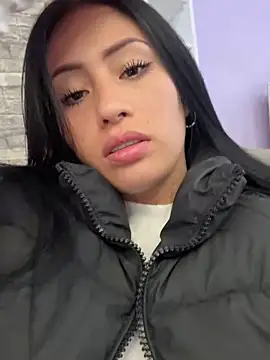 Snapshot of Sara_luna_ chatting on 14, 12, 2024 Sara luna online show from 14, 12, 2024