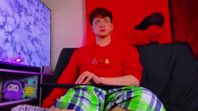 GabyThoms online show from 4, 12, 2025