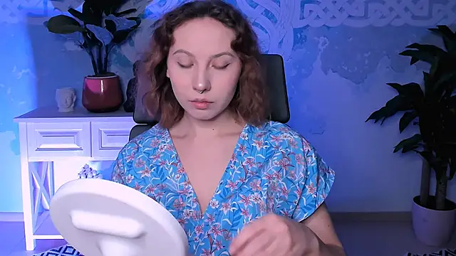 Snapshot of JasmineMilko chatting on 17, 11, 2025 JasmineMilko online show from 17, 11, 2025