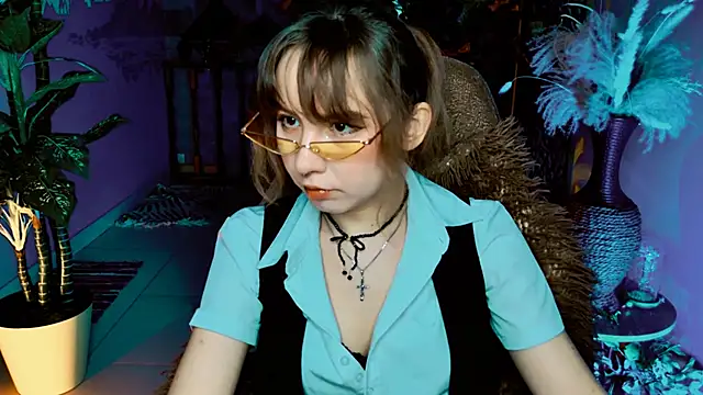 JasmineMilko online show from 7, 3, 2026