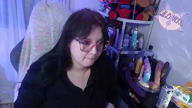 LiloMoon69 online show from 7, 3, 2025