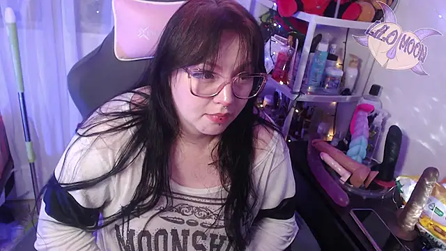 LiloMoon69 online show from 10, 3, 2025