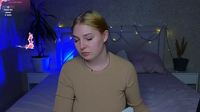 Snapshot of Catherine_River chatting on 21, 3, 2026 Catherine River online show from 21, 3, 2026