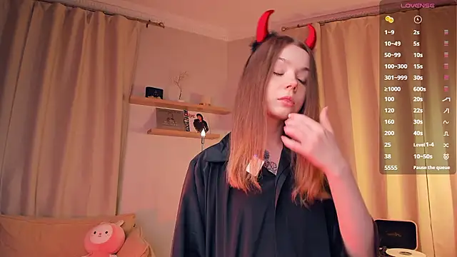 Snapshot of DominikaElis chatting on 13, 3, 2026 DominikaElis online show from 13, 3, 2026