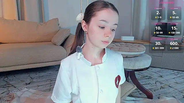 Snapshot of DominikaElis chatting on 1, 4, 2026 DominikaElis online show from 1, 4, 2026