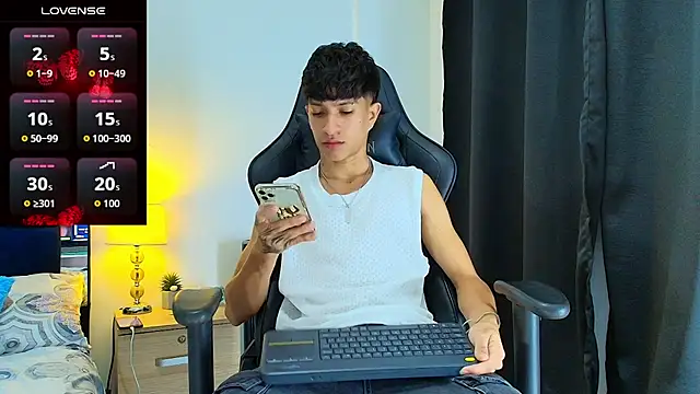 Snapshot of _CamiloBass chatting on 16, 6, 2026 CamiloBass online show from 16, 6, 2026