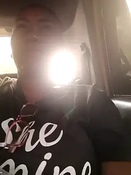 Snapshot of OliviaBurning chatting on 31, 10, 2025 OliviaBurning online show from 31, 10, 2025