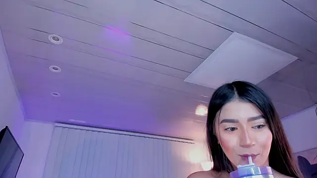 amelie jhons online show from 16, 1, 2025