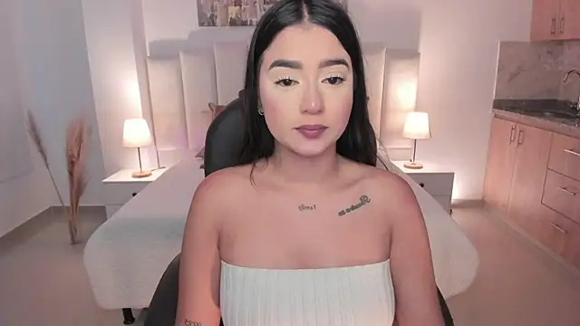 amelie jhons online show from 4, 10, 2025