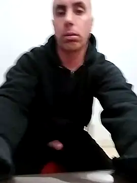 Snapshot of HELL_FIRE chatting on 8, 11, 2025 HELL FIRE online show from 8, 11, 2025