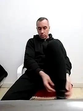 Snapshot of HELL_FIRE chatting on 9, 11, 2025 HELL FIRE online show from 9, 11, 2025