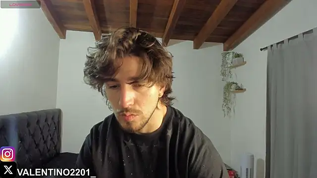 Snapshot of Valentino_Xander chatting on 26, 10, 2025 Valentino Xander online show from 26, 10, 2025